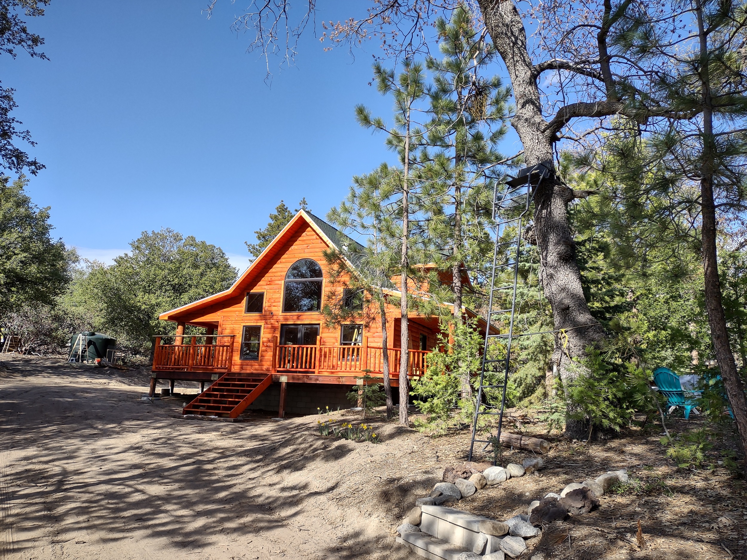 RAMAGE CABIN – IDYLLWILD-PINE COVE, CALIFORNIA